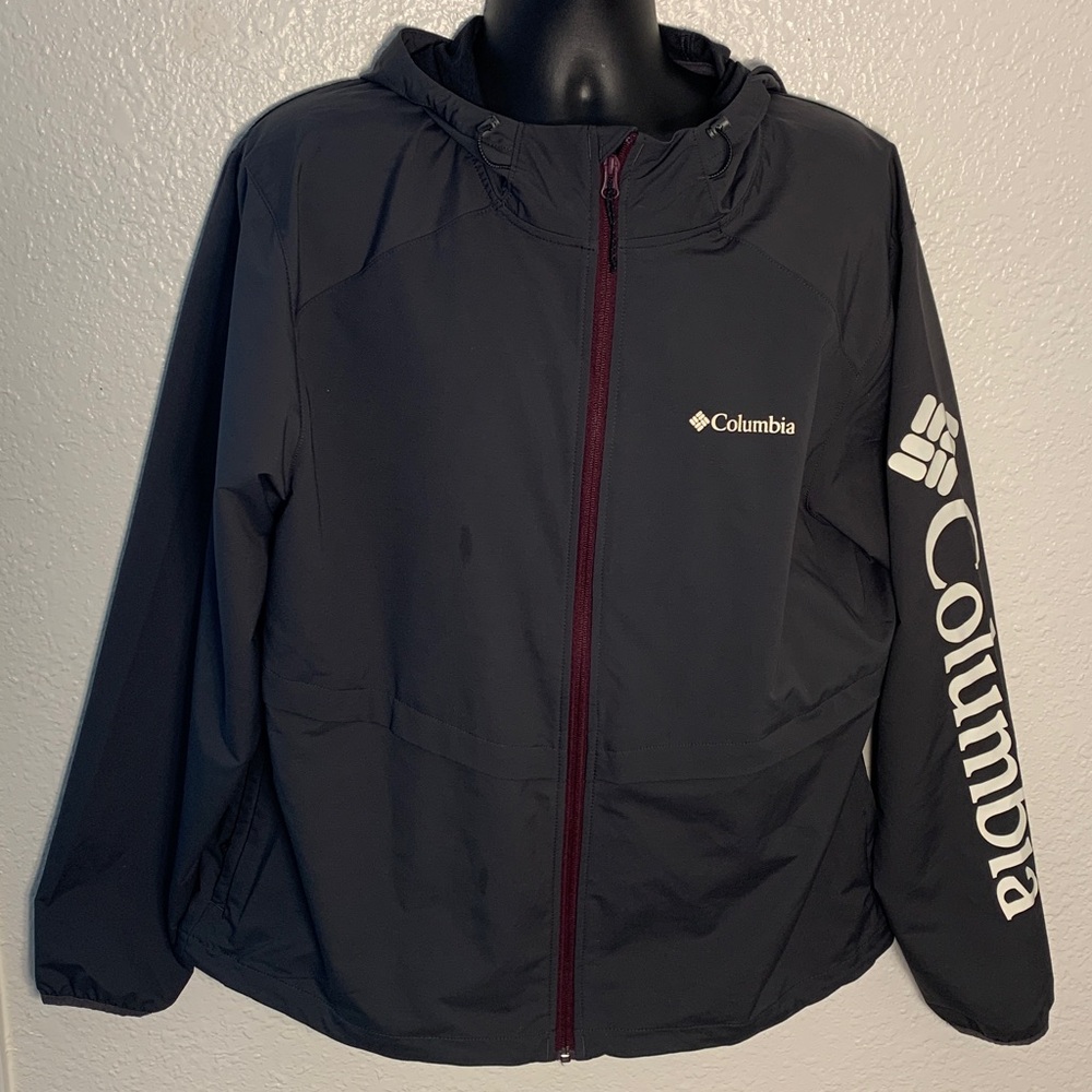 Columbia Men’s XL Black Rain Jacket with Logo Accents